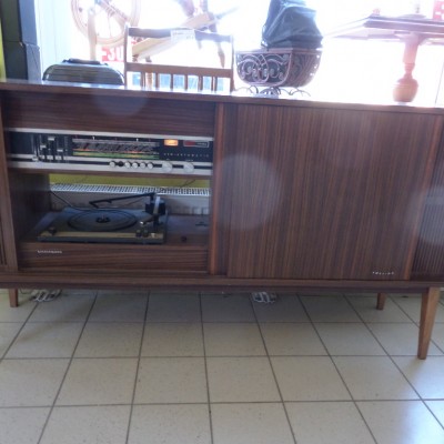 Radijas +patefonas kodas 25RG160