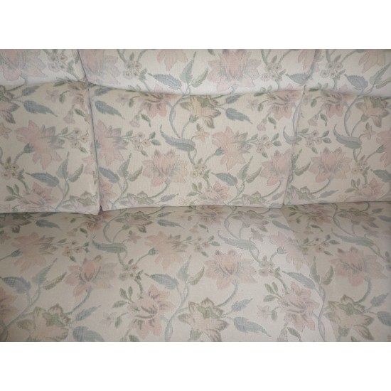 3-vietė sofa kodas 25RG93